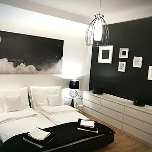 Apartament Black&white Apartment- Wierzbowa 5, Poznań